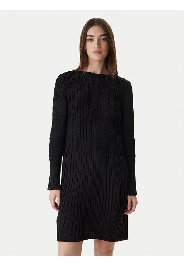 BOSS Sukienka koktajlowa Doppar 50552949 Czarny Regular Fit. Kolor: czarny. Materiał: syntetyk. Styl: wizytowy