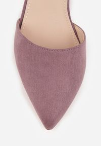 Renee - Jasnofioletowe Czółenka na Słupku Vices ze Skórzaną Wkładką i Paskiem przy Kostce Nurilora. Zapięcie: pasek. Kolor: fioletowy. Materiał: skóra. Obcas: na słupku. Styl: elegancki. Wysokość obcasa: średni #7