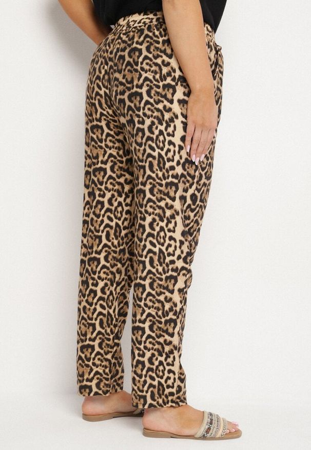 Born2be - Panterkowe Spodnie Ozdobione Wiązaniem Tilandra. Wzór: aplikacja. Sezon: wiosna, lato