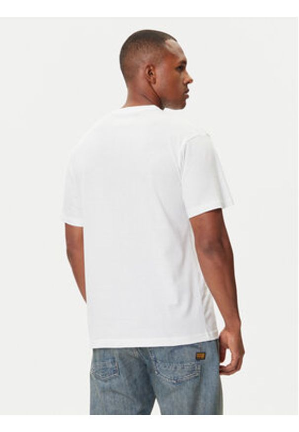 Versace Jeans Couture T-Shirt 79GAHT02 CJ00T Biały Regular Fit. Kolor: biały. Materiał: bawełna