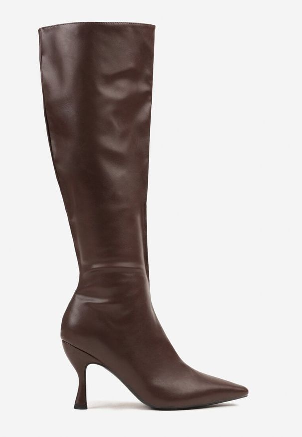 Born2be - Ciemnobrązowe Kozaki Vices na Kaczuszce z Marszczoną Cholewką Miozea. Okazja: na co dzień, do pracy, na spotkanie biznesowe. Kolor: brązowy. Materiał: jeans. Szerokość cholewki: normalna. Obcas: na szpilce. Styl: casual, biznesowy, elegancki. Wysokość obcasa: średni