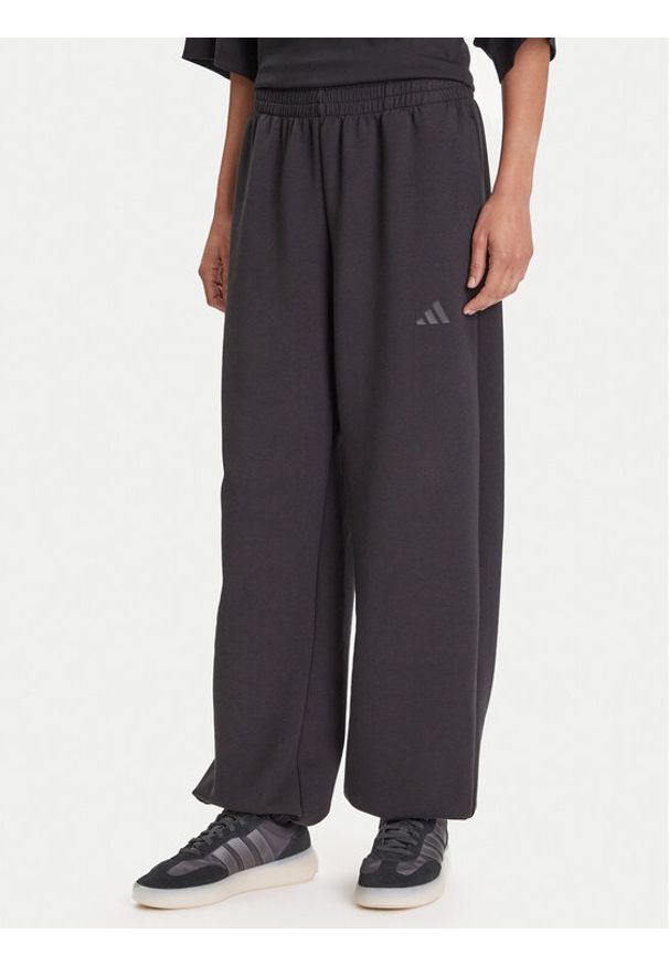 Adidas - adidas Spodnie dresowe ALL SZN Soft Lux lJM1652 Czarny Loose Fit. Kolor: czarny. Materiał: syntetyk
