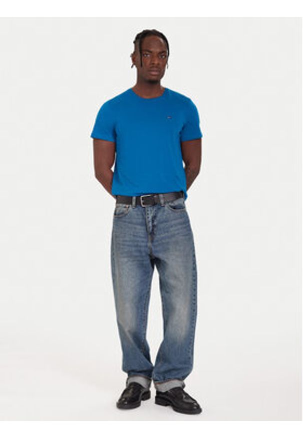 Tommy Jeans T-Shirt DM0DM04411 Niebieski Regular Fit. Kolor: niebieski. Materiał: bawełna