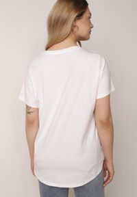 Born2be - Biały T-shirt Bawełniany Klasyczny o Fasonie Oversize z Dłuższym Tyłem Nemedora. Okazja: na co dzień. Kolor: biały. Materiał: bawełna. Długość: długie. Styl: klasyczny #7