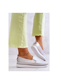 Damskie Skórzane Tenisówki Slip-On S.Barski Holograficzne Srebrne srebrny. Zapięcie: bez zapięcia. Kolor: srebrny. Materiał: skóra #4
