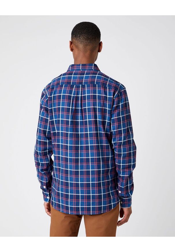 Wrangler - WRANGLER LS 1PKT SHIRT MĘSKA KOSZULA DŁUGI RĘKAW MID INDIGO W5A11BX8E 112141402. Długość rękawa: długi rękaw. Długość: długie