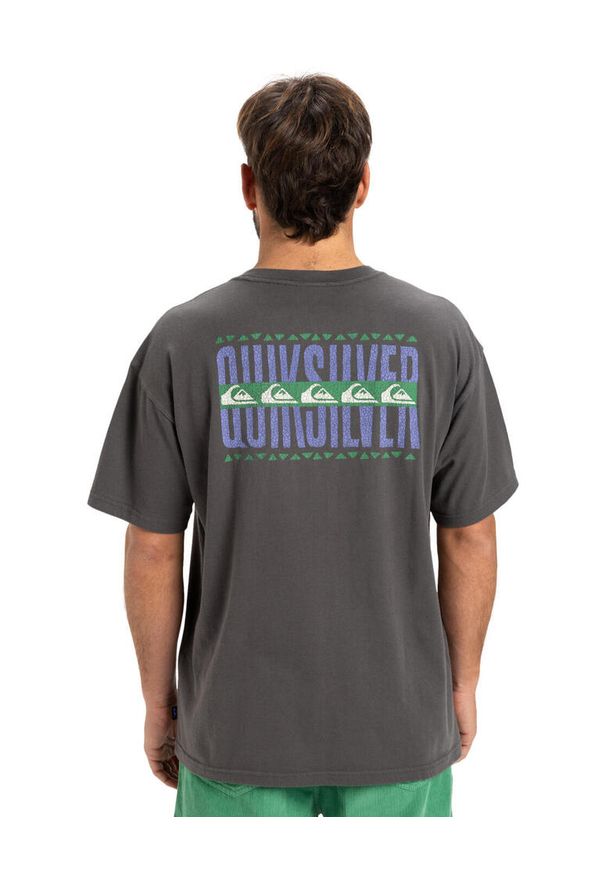 Quiksilver - Koszulka z krótkim rękawem dla Mężczyzn WORLD FORCE. Kolor: czarny. Materiał: materiał, bawełna. Długość rękawa: krótki rękaw. Długość: krótkie