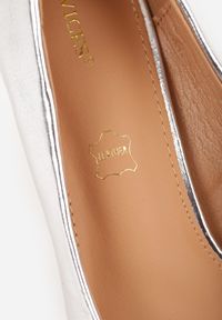 Renee - Srebrne Czółenka na Szpilce w Klasycznym Stylu ze Skórzaną Wkładką Meloriel. Okazja: do pracy, na spotkanie biznesowe. Kolor: srebrny. Materiał: skóra. Obcas: na szpilce. Styl: klasyczny #4