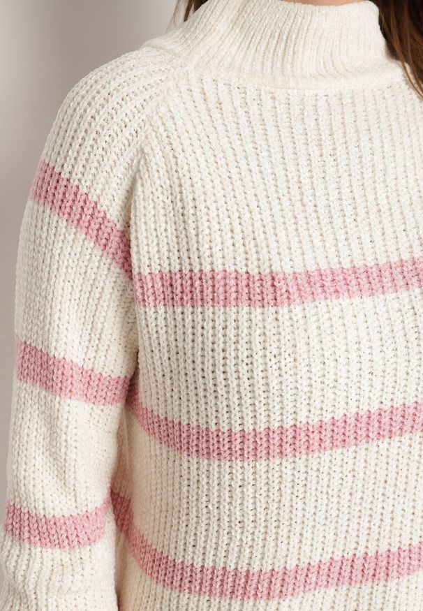 Born2be - Beżowo-Różowy Sweter z Wiskozą w Paski Dintia. Okazja: na co dzień. Kolor: różowy. Materiał: wiskoza. Długość rękawa: długi rękaw. Długość: długie. Wzór: paski. Styl: klasyczny, elegancki, casual