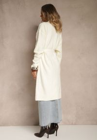 Renee - Jasnobeżowy Tłoczony Kardigan z Wełną o Kroju Bez Zapięć z Paskiem Dorrive. Okazja: na co dzień. Kolor: beżowy. Materiał: wełna. Styl: casual, elegancki #2