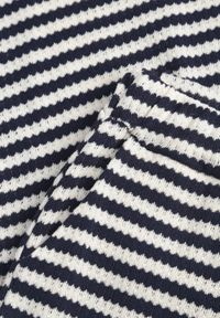 Renee - Beżowo-Granatowy Komplet z Dzianiny w Paski z Bawełną Bluzka z Krótkim Rękawem i Spodnie Akiseithe. Kolor: beżowy. Materiał: bawełna, dzianina. Wzór: paski #3