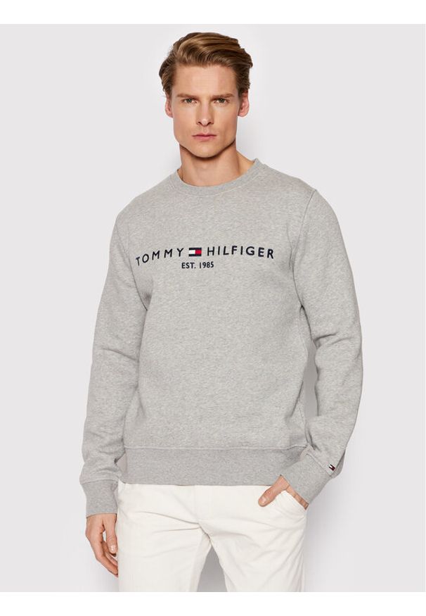 TOMMY HILFIGER - Tommy Hilfiger Bluza Logo MW0MW11596 Szary Regular Fit. Kolor: szary. Materiał: syntetyk