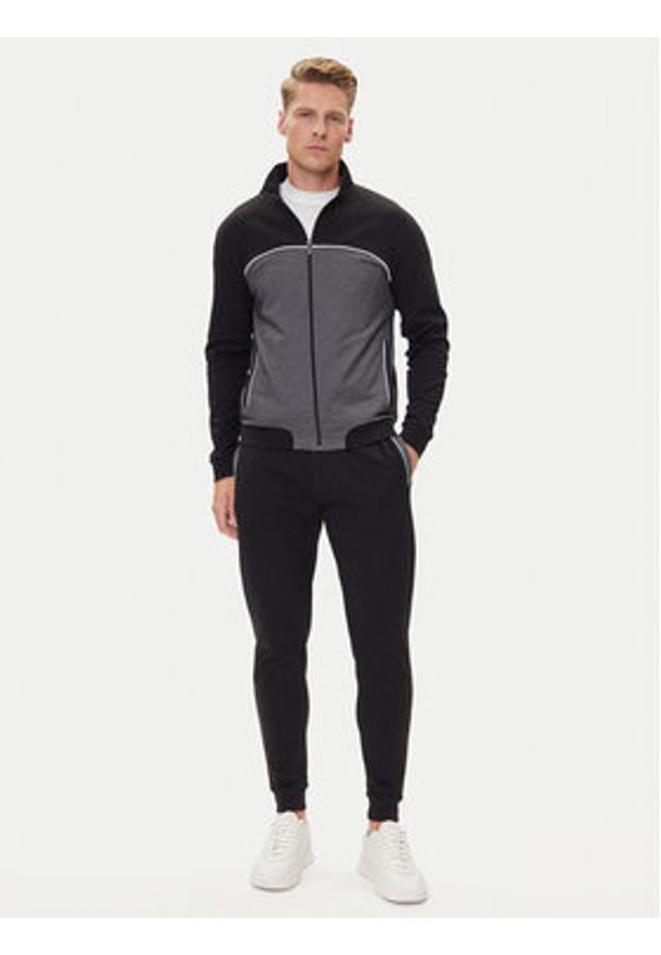 BOSS Bluza 50545567 Czarny Regular Fit. Kolor: czarny. Materiał: bawełna, syntetyk