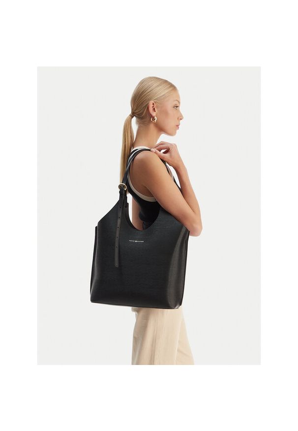 TOMMY HILFIGER - Torebka Tommy Hilfiger. Kolor: czarny