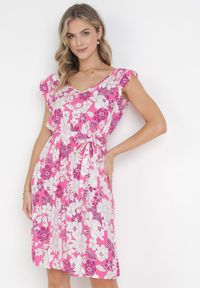 Born2be - Różowa Sukienka z Wiskozy w Kwiaty Fannio. Kolor: różowy. Materiał: wiskoza. Wzór: kwiaty. Sezon: lato. Długość: mini #3