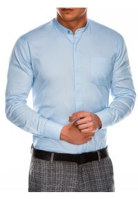 Ombre Clothing - Koszula męska elegancka z długim rękawem BASIC K307 - błękitna - XXL. Typ kołnierza: kołnierzyk stójkowy. Kolor: niebieski. Materiał: bawełna, poliester. Długość rękawa: długi rękaw. Długość: długie. Wzór: jednolity. Styl: elegancki #5