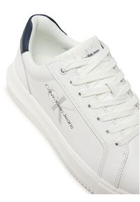 Calvin Klein Jeans Sneakersy YM0YM00681 Biały. Kolor: biały. Materiał: skóra