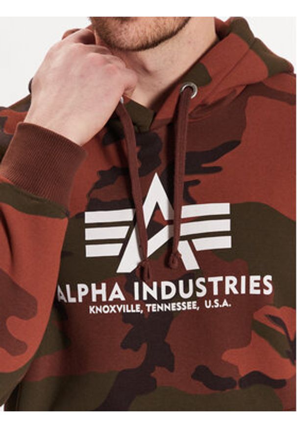 Alpha Industries Bluza Basic 178312C Brązowy Regular Fit. Kolor: brązowy. Materiał: bawełna
