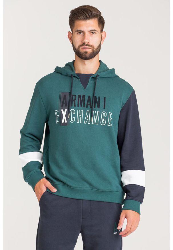 BLUZA Armani Exchange. Typ kołnierza: kołnierzyk stójkowy, kaptur. Styl: klasyczny