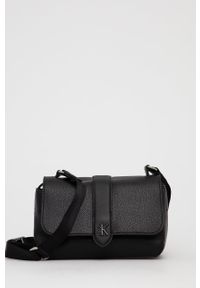 Calvin Klein Jeans - Torebka. Kolor: czarny. Rodzaj torebki: na ramię #1