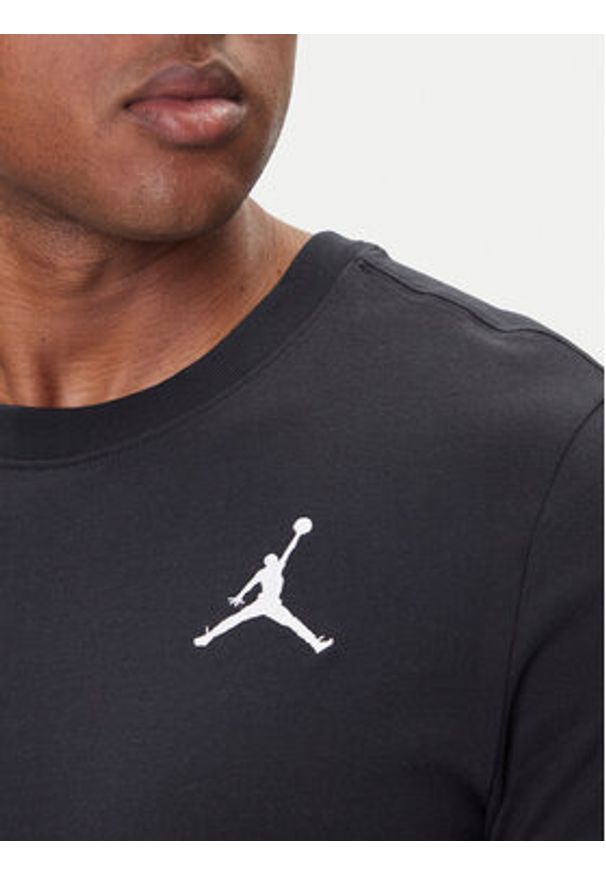 Nike T-Shirt DC7485 010 Czarny Regular Fit. Kolor: czarny. Materiał: bawełna