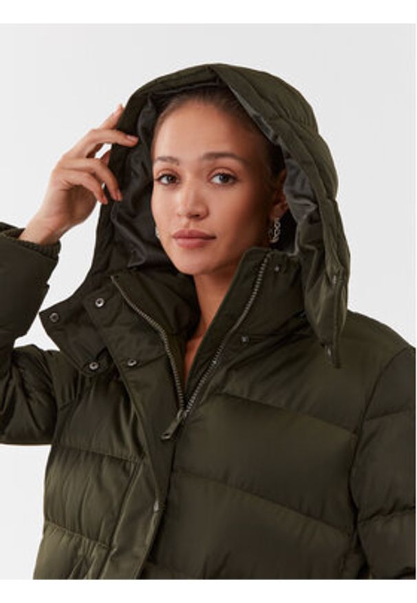 Guess Kurtka puchowa W3BL41 WFSW2 Khaki Regular Fit. Kolor: brązowy. Materiał: syntetyk