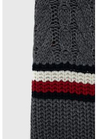 TOMMY HILFIGER - Tommy Hilfiger szalik męski kolor szary gładki. Kolor: szary. Materiał: dzianina. Wzór: gładki #2