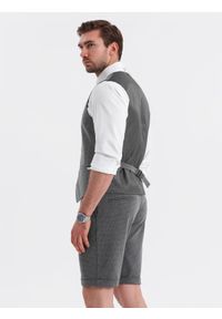 Ombre Clothing - Elegancki zestaw męski kamizelka garniturowa + szorty - grafitowy V3. Okazja: na co dzień. Kolor: szary. Materiał: wiskoza, dzianina, poliester, materiał, bawełna, elastan. Wzór: jednolity. Sezon: lato. Styl: elegancki #7