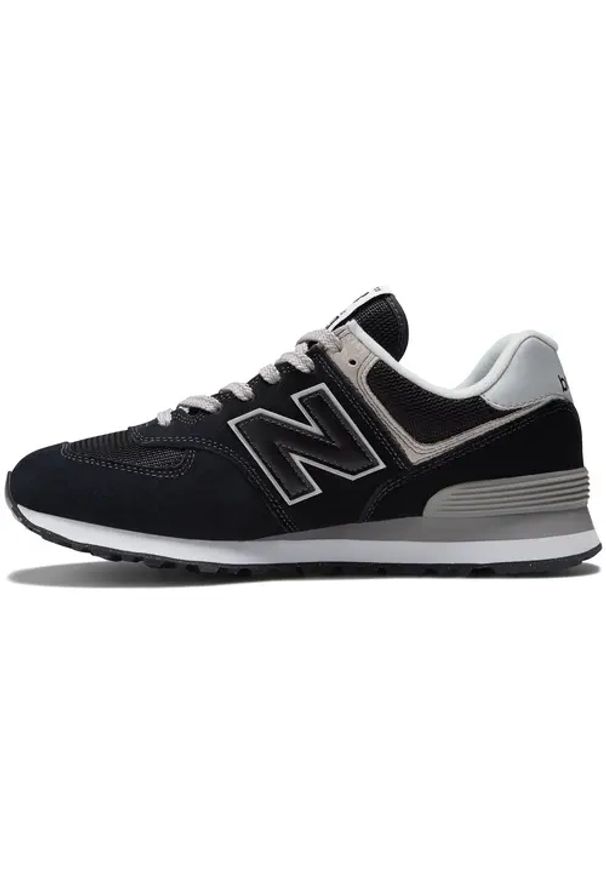 Sneakersy męskie czarne New Balance ML574EVB. Okazja: do pracy, na co dzień, na spacer. Kolor: czarny. Model: New Balance 574. Sport: turystyka piesza