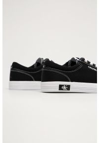 Calvin Klein Jeans Tenisówki męskie kolor czarny. Nosek buta: okrągły. Zapięcie: sznurówki. Kolor: czarny. Materiał: guma