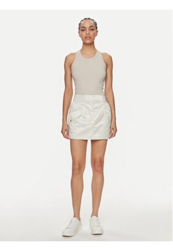 Calvin Klein Top K20K206554 Beżowy Slim Fit. Kolor: beżowy