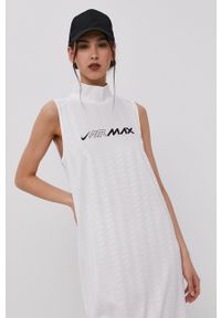 Nike Sportswear Sukienka kolor biały midi prosta. Okazja: na co dzień. Kolor: biały. Wzór: nadruk. Typ sukienki: proste. Styl: casual. Długość: midi