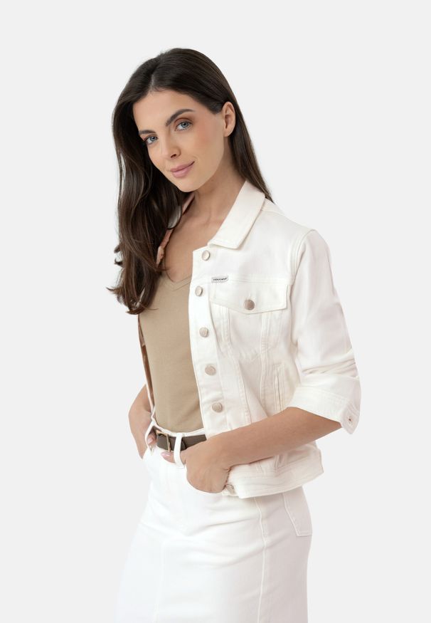 Volcano - Krótka jeansowa kurtka J-NALA. Materiał: jeans. Długość: krótkie. Styl: klasyczny