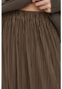 Samsoe & Samsoe - Samsoe Samsoe spódnica kolor brązowy midi rozkloszowana. Kolor: brązowy. Materiał: poliester, materiał #2