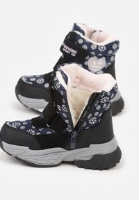 Born2be - Granatowe Śniegowce w Kwiatki z Sercem i Napisem Alwedina. Okazja: na co dzień. Kolor: niebieski. Materiał: jeans. Wzór: napisy, kwiaty. Sezon: zima. Styl: casual, elegancki #4