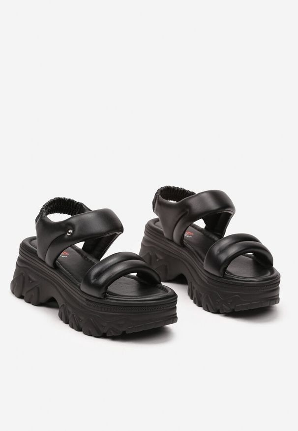 Born2be - Czarne Płaskie Sandały z Imitacji Skóry na Grubej Podeszwie Ebilisa. Okazja: na co dzień. Kolor: czarny. Materiał: skóra. Styl: casual