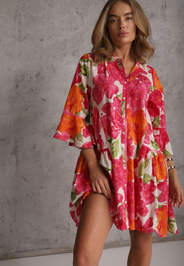 Renee - Różowa Bawełniana Sukienka Koszulowa w Kwiaty z Koralikami Piletes. Kolor: różowy. Materiał: bawełna. Wzór: kwiaty. Typ sukienki: koszulowe. Styl: elegancki, wakacyjny