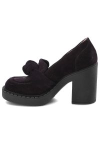 Fioletowe Półbuty Simen Skórzane Eleganckie Buty Na Obcasie. Okazja: na co dzień, na spotkanie biznesowe, do pracy. Zapięcie: bez zapięcia. Kolor: fioletowy. Materiał: skóra. Szerokość cholewki: normalna. Obcas: na obcasie. Styl: elegancki. Wysokość obcasa: średni #4