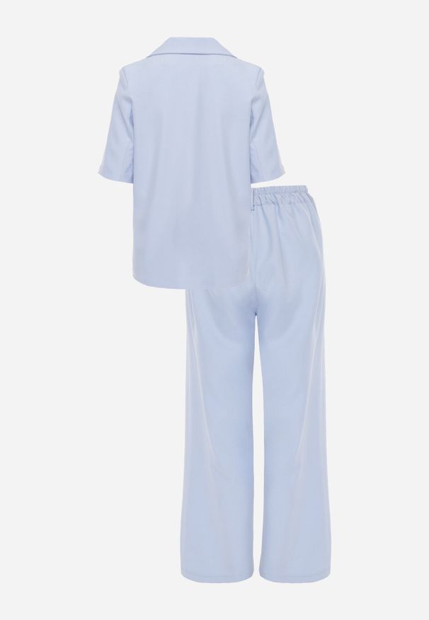 Born2be - Jasnoniebieski Garniturowy Komplet Marynarka na Krótki Rękaw i Szerokie Spodnie Amalilia. Kolor: niebieski. Materiał: szyfon