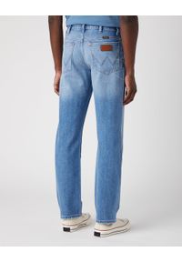 Wrangler - WRANGLER TEXAS MĘSKIE SPODNIE JEANSOWE WAVE LENGTH W121EI521