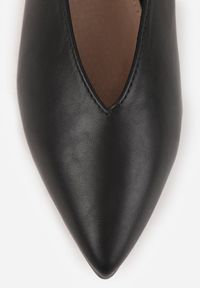 Renee - Czarne Balerinki Vices z Wkładką ze Skóry Naturalnej w Klasycznym Stylu Nalivee. Okazja: na co dzień. Kolor: czarny. Materiał: skóra. Styl: klasyczny #5