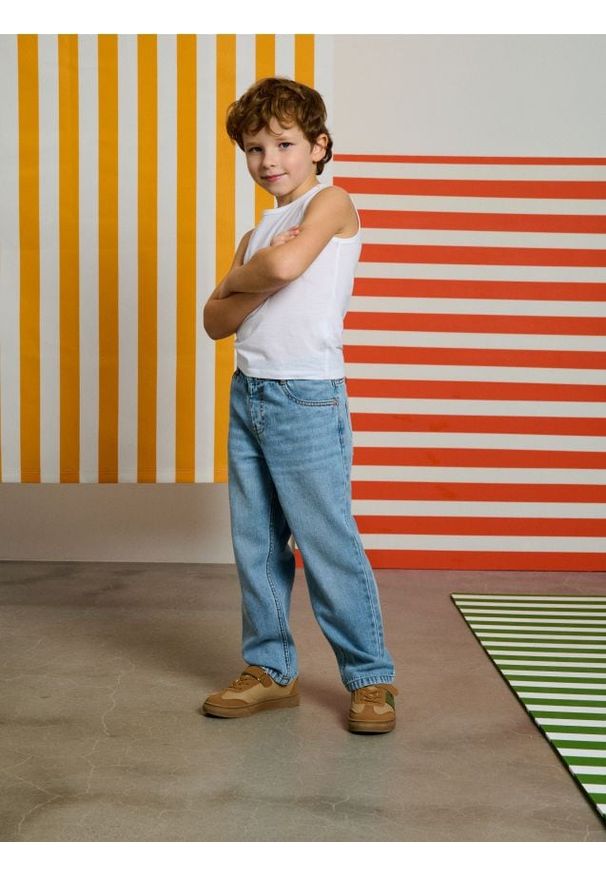 Sinsay - Jeansy loose fit z regulacją w pasie - niebieski. Kolor: niebieski