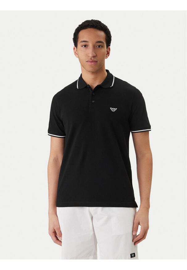 Emporio Armani Polo EM001380 AF20424 UC001 Czarny Regular Fit. Typ kołnierza: polo. Kolor: czarny. Materiał: bawełna