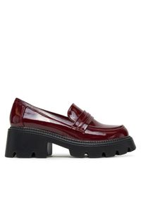 Loafersy DeeZee. Kolor: czerwony
