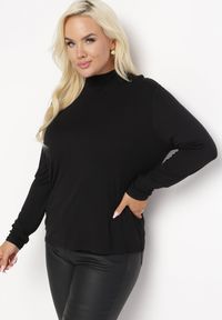 Born2be - Czarny Golf Niinisto. Okazja: na co dzień. Typ kołnierza: golf. Kolekcja: plus size. Kolor: czarny. Długość: długie. Wzór: jednolity. Materiał: jeans, skóra, dzianina. Długość rękawa: długi rękaw. Styl: casual, elegancki
