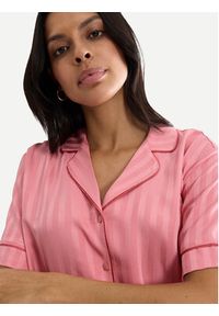 Triumph Koszulka piżamowa Boyfriend 10227193 Różowy Regular Fit. Kolor: różowy. Materiał: wiskoza #3
