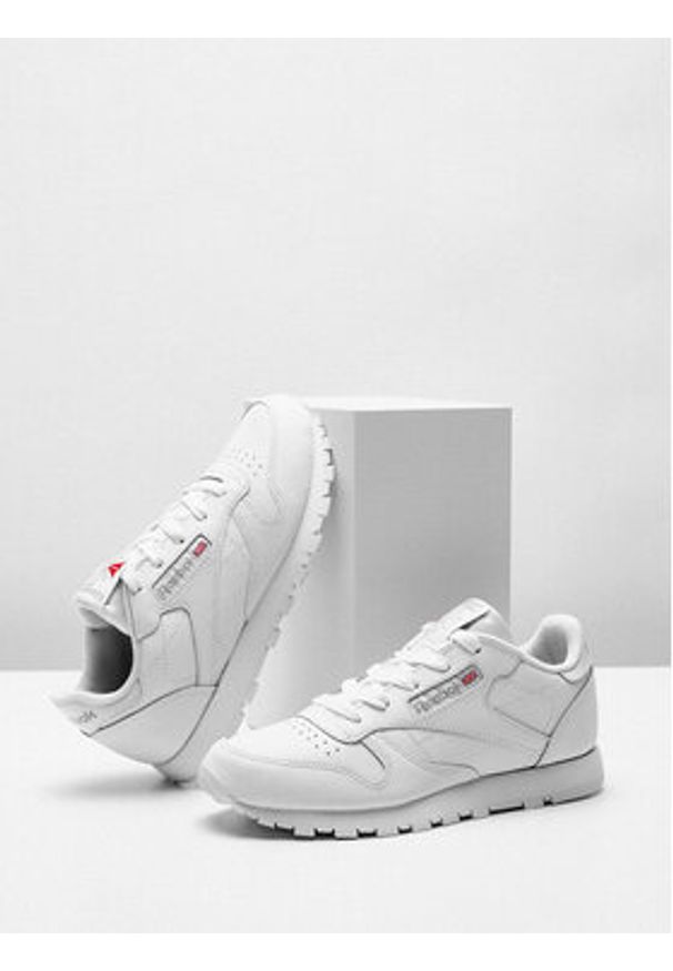 Reebok Sneakersy Classic Leather 50172 Biały. Kolor: biały. Materiał: skóra. Model: Reebok Classic