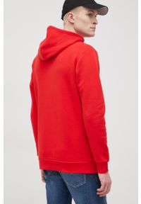 adidas Originals Bluza męska kolor czerwony z kapturem gładka. Okazja: na co dzień. Typ kołnierza: kaptur. Kolor: czerwony. Materiał: materiał, bawełna, dzianina. Wzór: gładki. Styl: casual #2