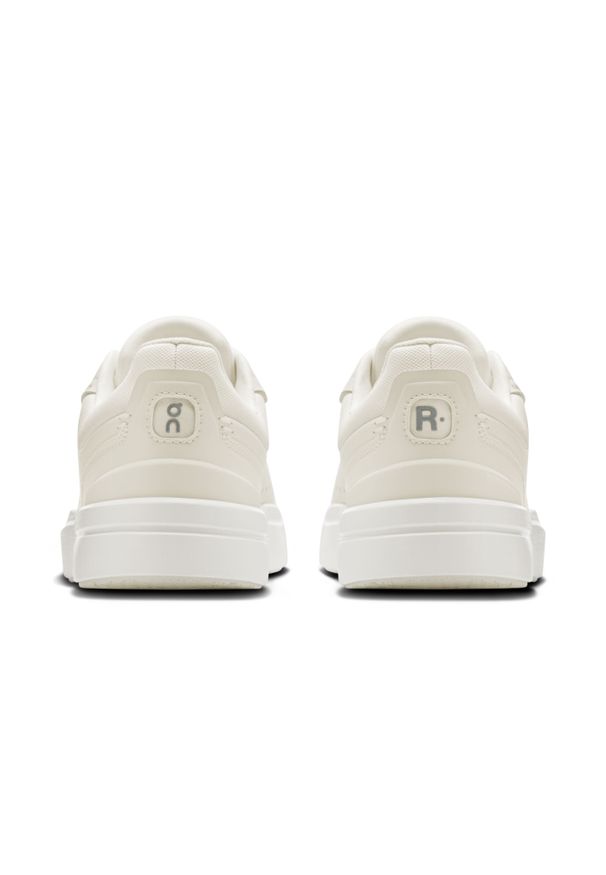 On - ON The Roger Advantage Ivory | Ivory Sneakersy damskie. Okazja: do pracy, na co dzień. Kolor: kremowy. Materiał: materiał. Szerokość cholewki: normalna. Wzór: jednolity. Sport: tenis