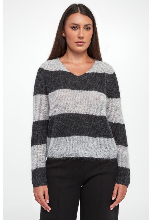 Sweter damski moherowy Ricetta MM. Materiał: moher